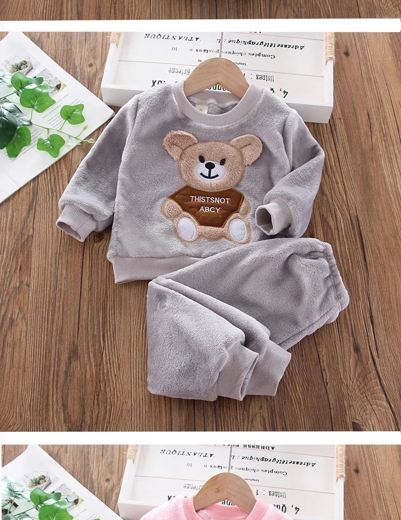 Naptime Cub baby fleece sleepwear set with bear design in grey for 1-2 years, perfect for cozy nights.