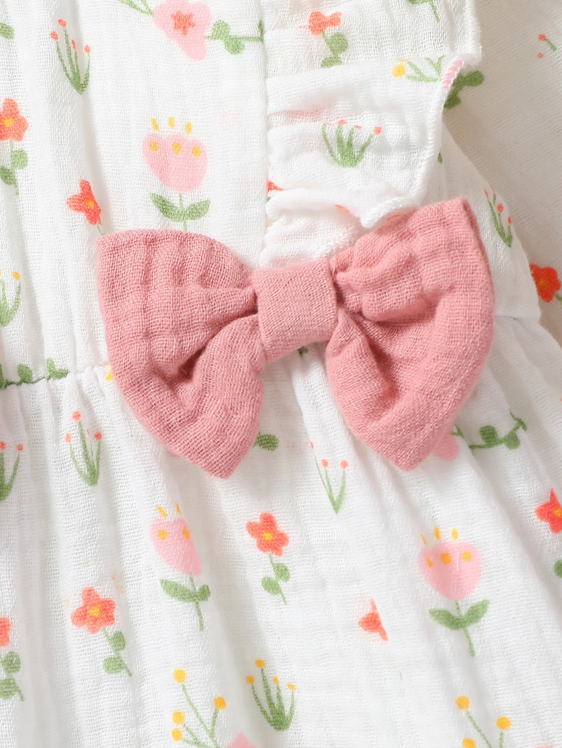 Sweetheart Breeze – Baby Girl Cotton Romper with Bow (0–6 Months)