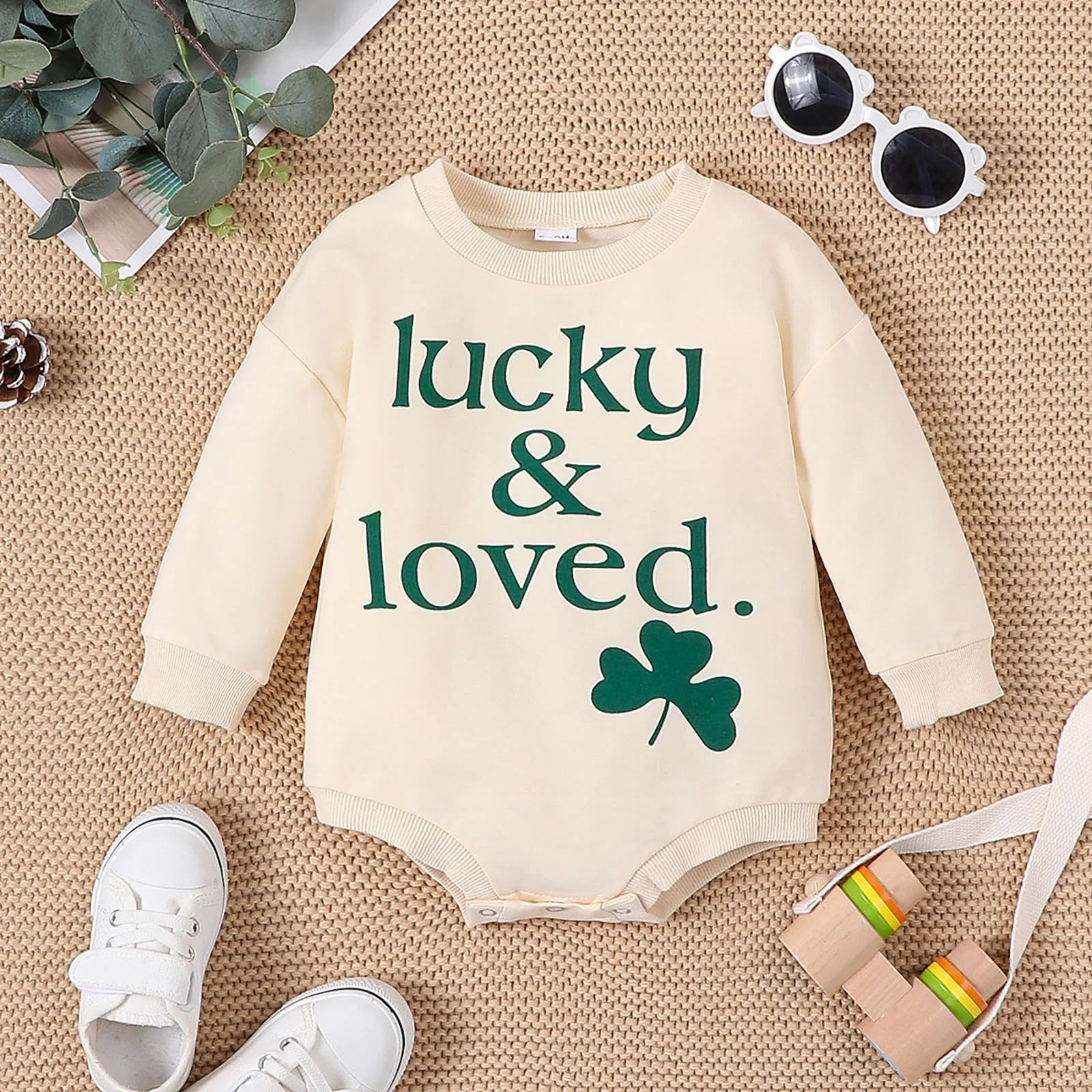 LuckyLeaf™ Infant Baby Jumpsuit – Cute Four Leaf Clover & Letter Print Romper (0-18 Months)